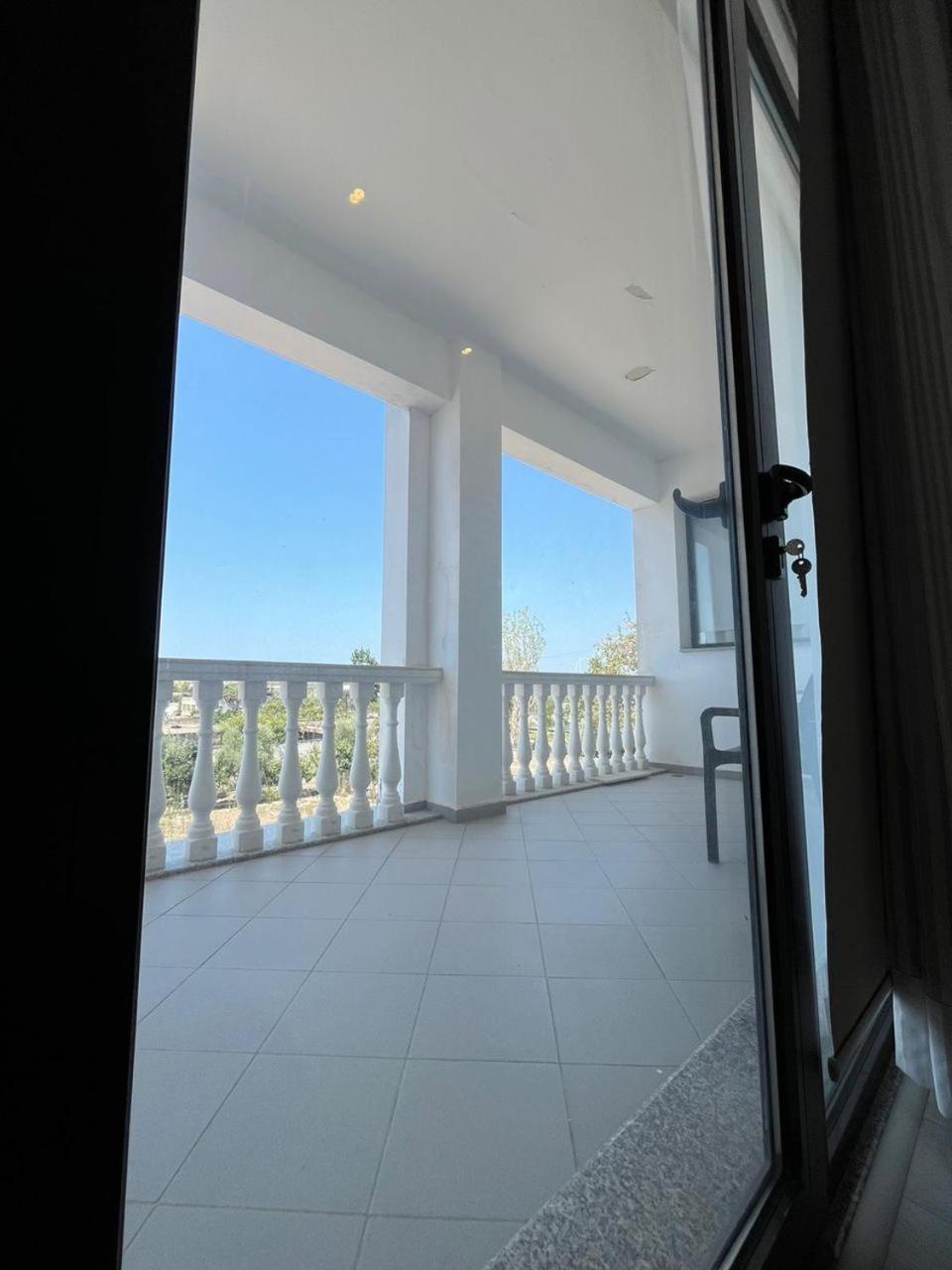 Icon Hotel Vlorë Eksteriør billede