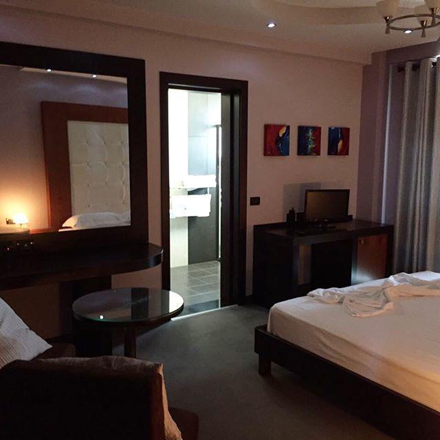 Icon Hotel Vlorë Eksteriør billede
